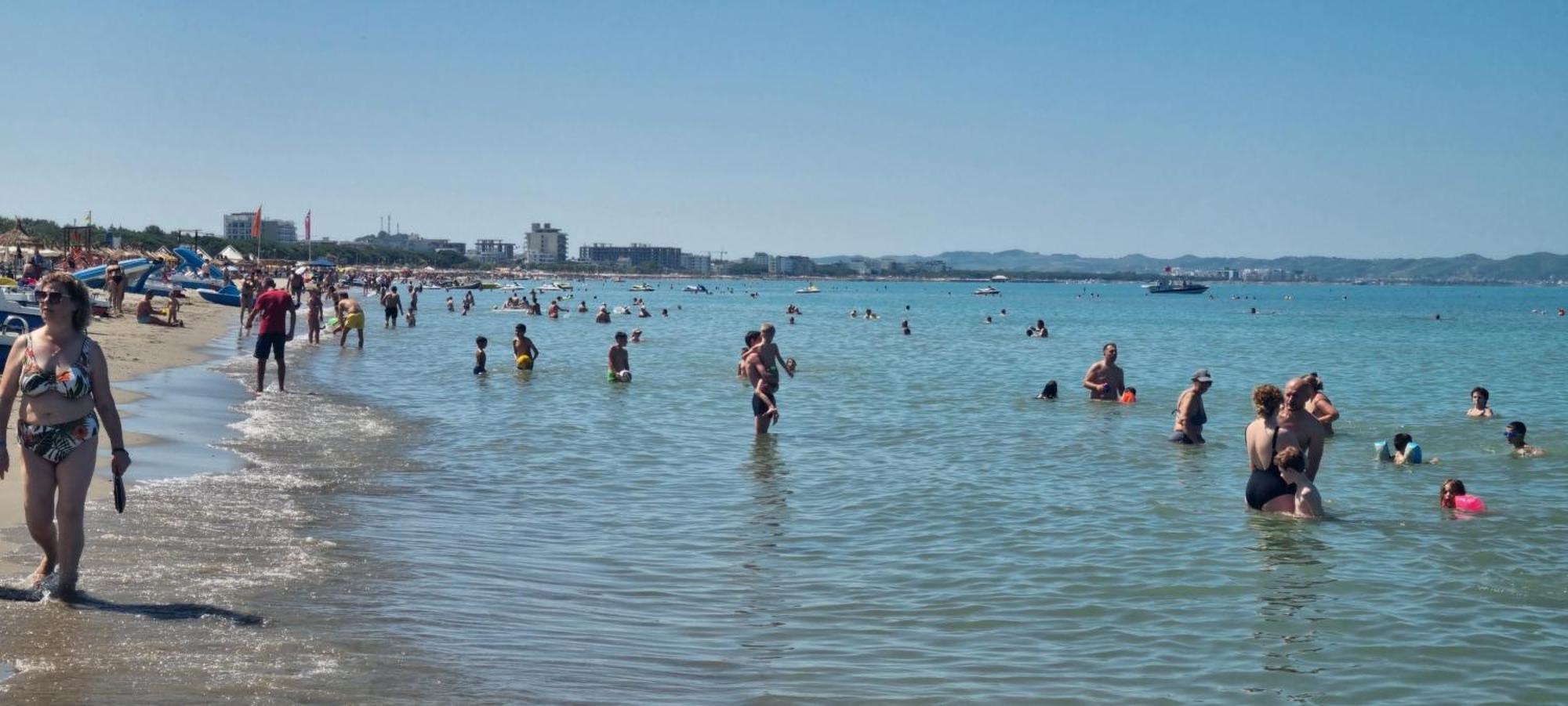 Apartment Sea View Durres Bagian luar foto